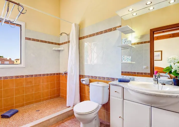 Martinur By Cala'N Blanes (Menorca)